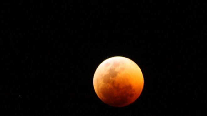 keats-lunar-eclipse-june-2011.jpg