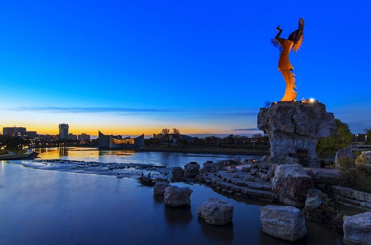 wichita-attractions-keeper-of-the-plains.jpg